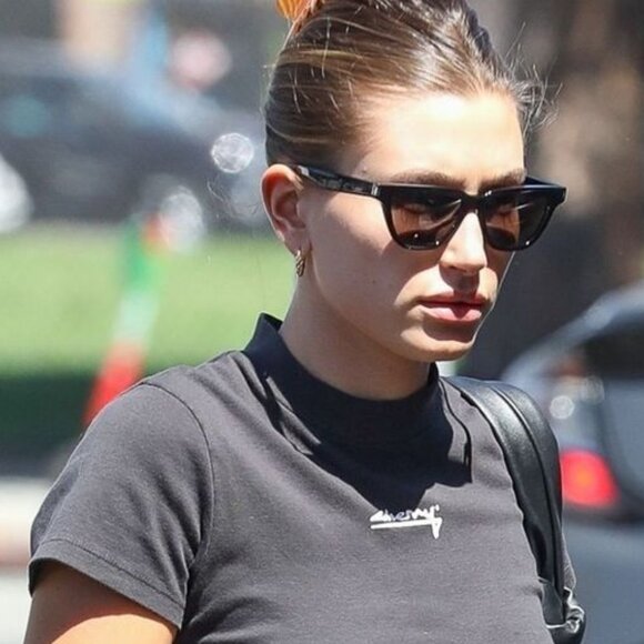 Saint Laurent SL462SULPICE 009 Sunglasses Black Cat Eye Frame, Yellow Lenses - Picture 11 of 13